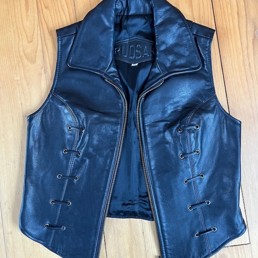 Like New XS Rudsak Black Leather Zipup Front Vest
